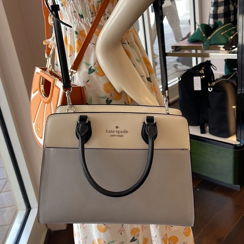 Kate Spade Madison Safiano Leather Medium Satchel Handbag
Platinum Gray
NWT - Picture 4 of 16